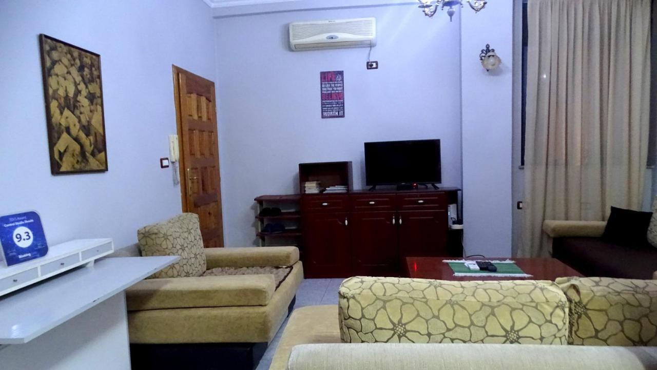 Shoshi Apartment *