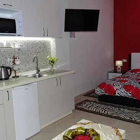 Central Apartments Shoshi Tirana Room photo